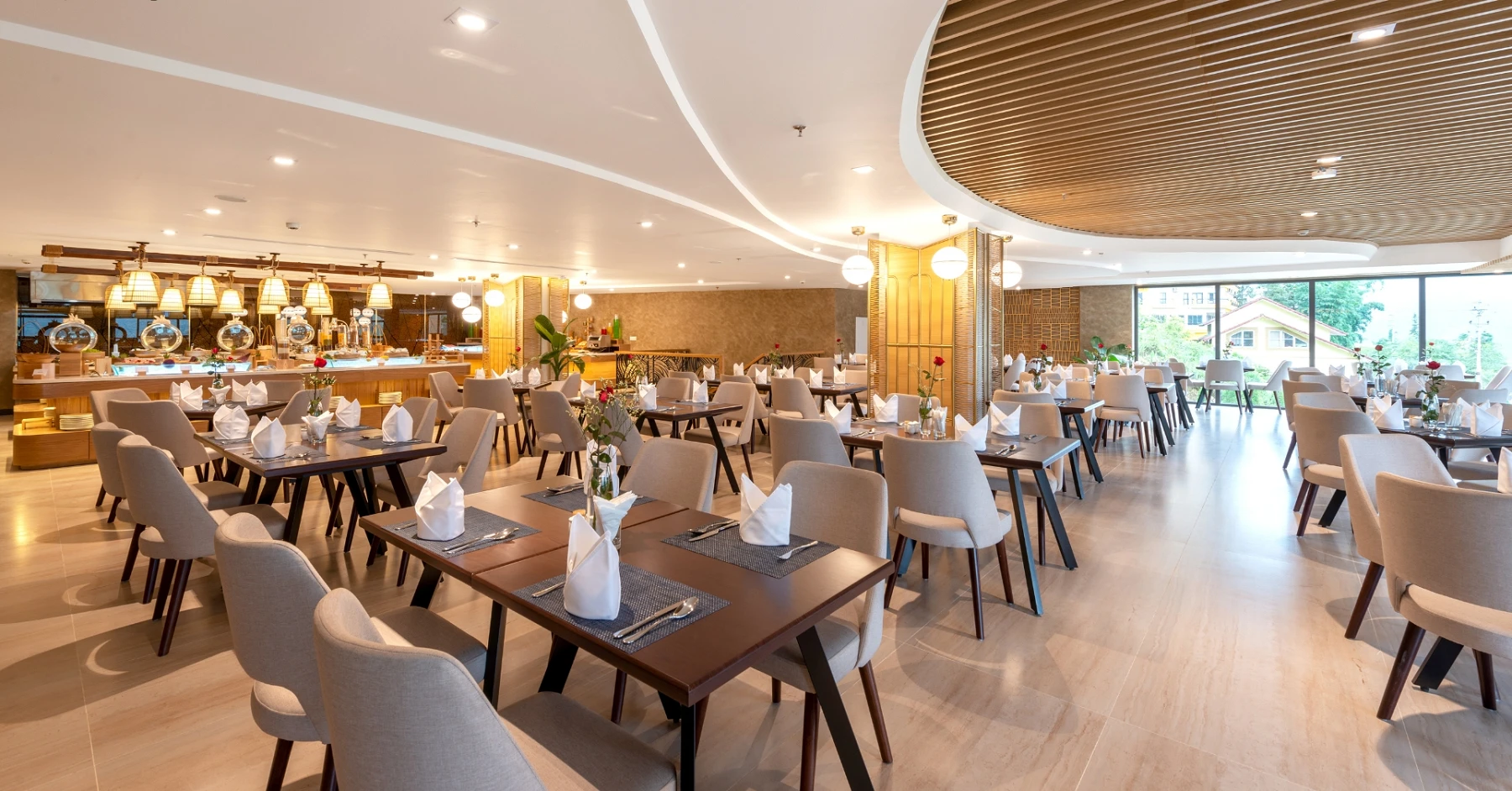 Tả Phìn Restaurant at KK Sapa Hotel