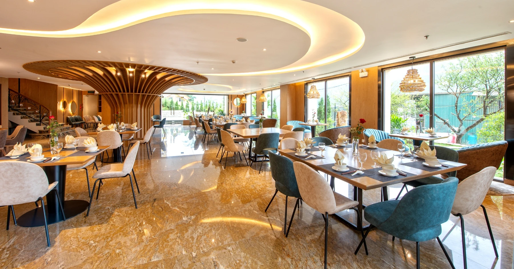 Sín Chải Restaurant at KK Sapa Hotel - 2