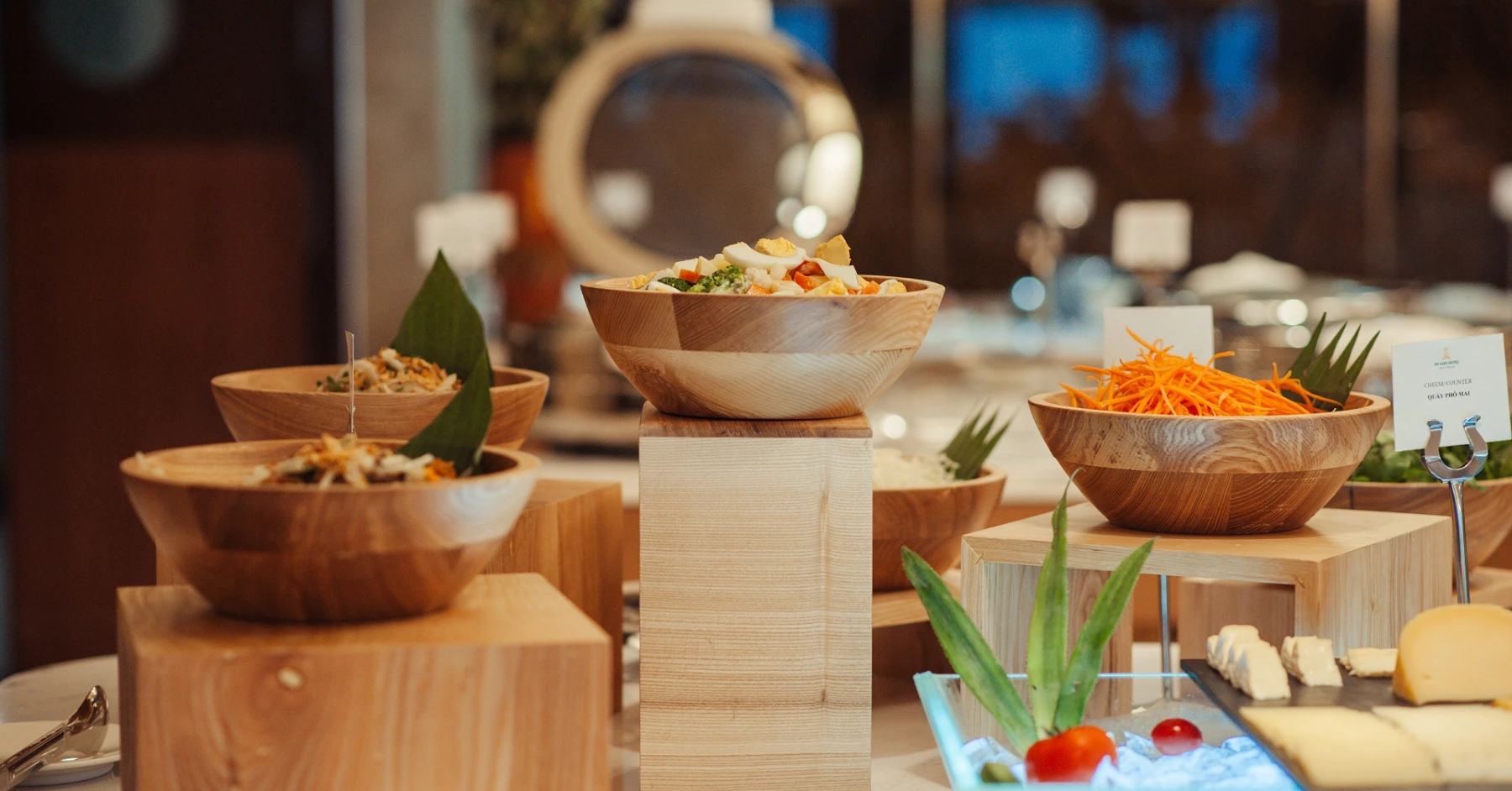 Tả Phìn Restaurant at KK Sapa Hotel - 11